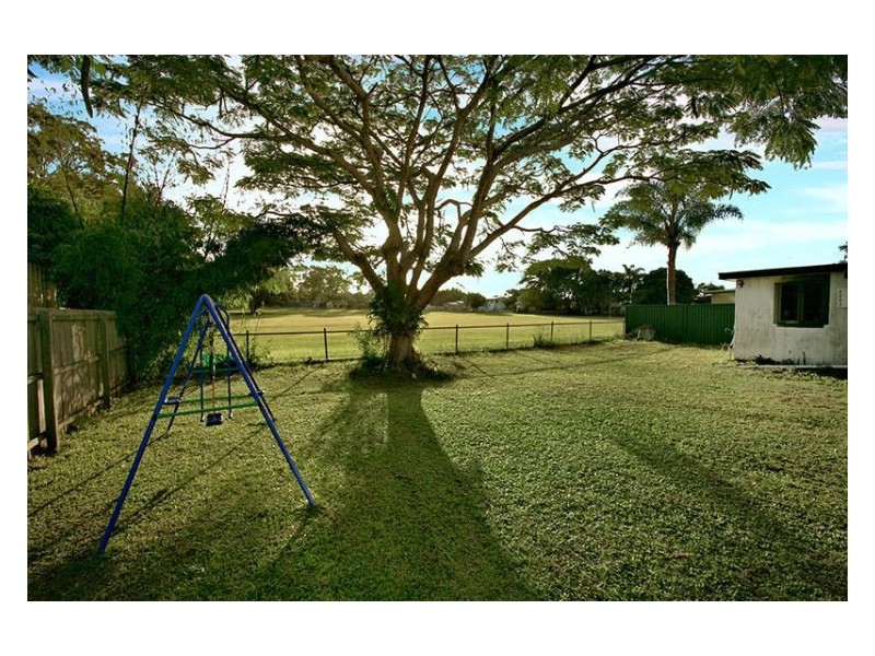 13 Spencer Street, Lawnton QLD 4501