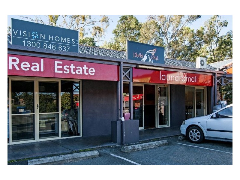 57 Emerald Dr, Regents Park QLD 4118