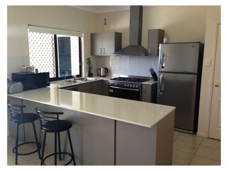 10 Mcauley Parade, Pacific Pines QLD 4211