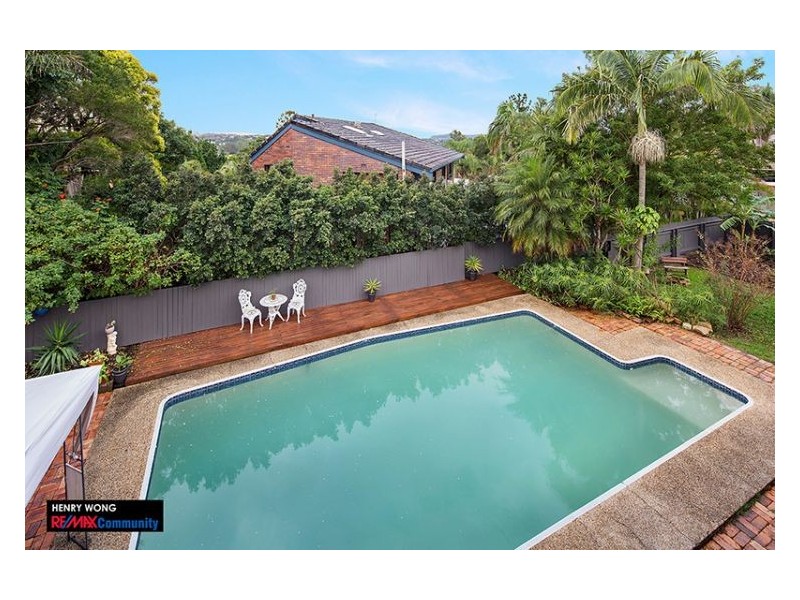 384 Mt Gravatt Capalaba Rd, Wishart QLD 4122