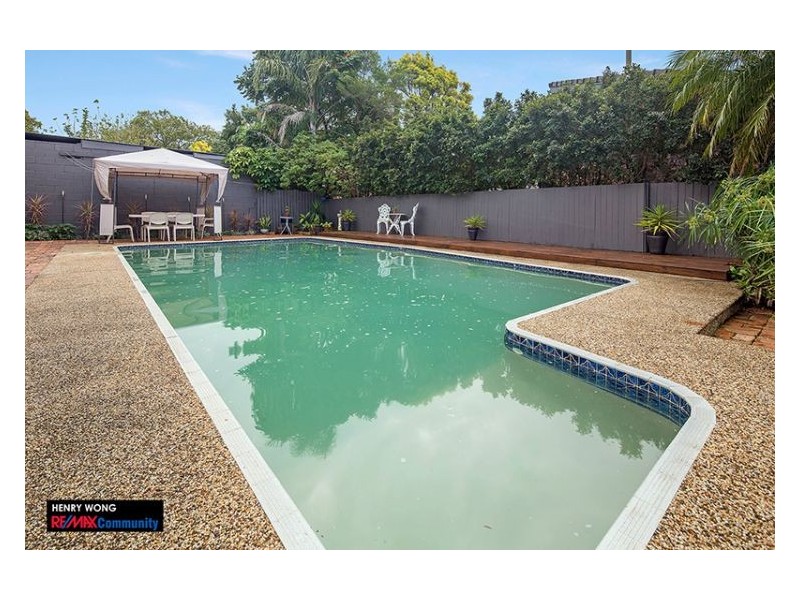 384 Mt Gravatt Capalaba Rd, Wishart QLD 4122