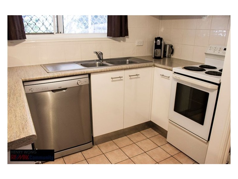 16 Arcadia St, Eight Mile Plains QLD 4113