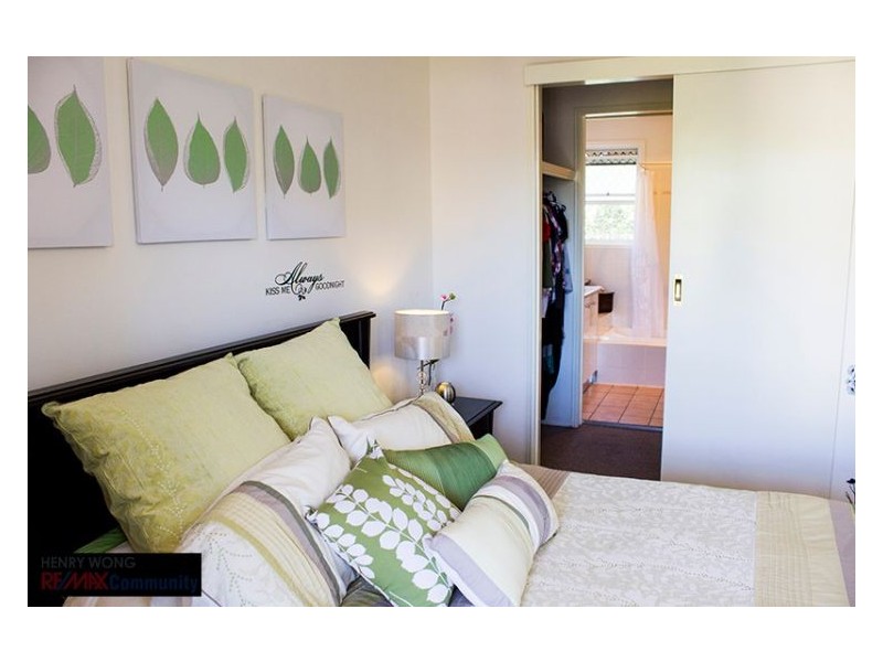 16 Arcadia St, Eight Mile Plains QLD 4113