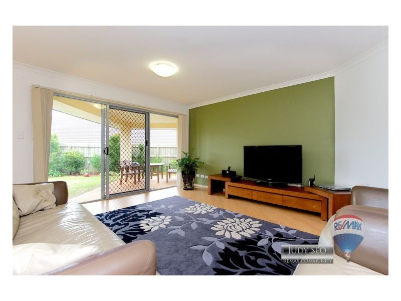 16 Hastings Cl, Calamvale QLD 4116