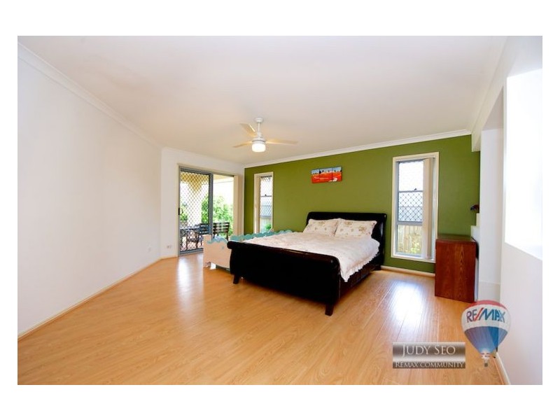 16 Hastings Cl, Calamvale QLD 4116