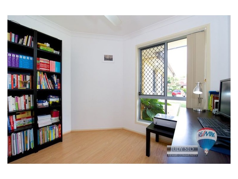 16 Hastings Cl, Calamvale QLD 4116