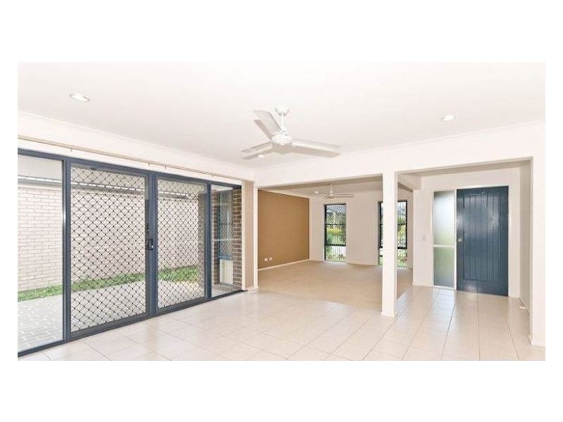 59 Hollywood Avenue, Bellmere QLD 4510