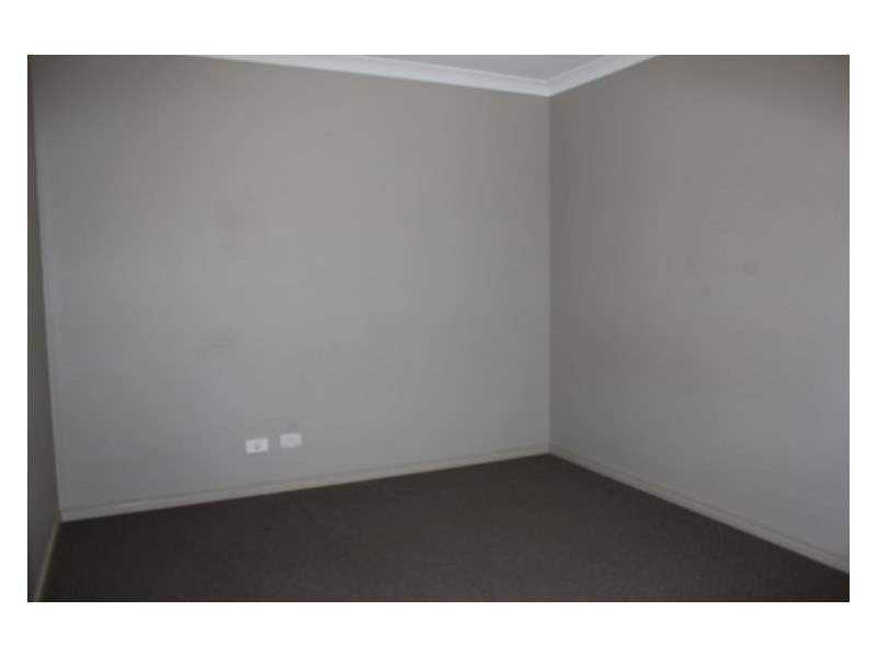 26 Seabiscuit Crescent, Kallangur QLD 4503