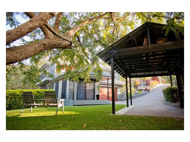 42 Leah Drive, Belivah QLD 4207