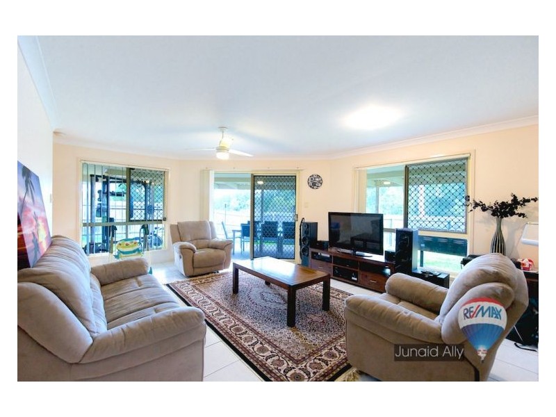 85 Brookvale Drive, Underwood QLD 4119