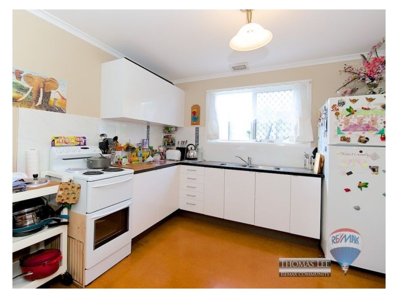 24 Endsleigh St, Macgregor QLD 4109