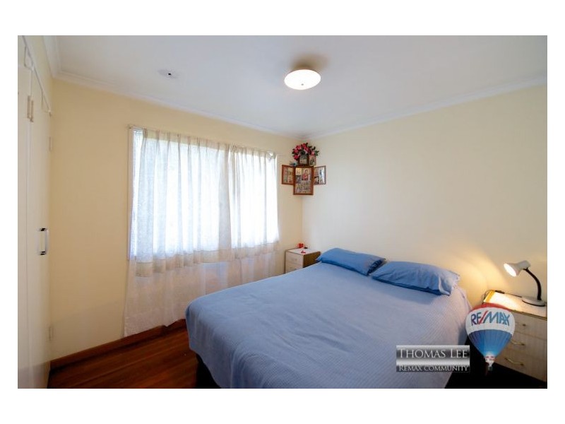 24 Endsleigh St, Macgregor QLD 4109