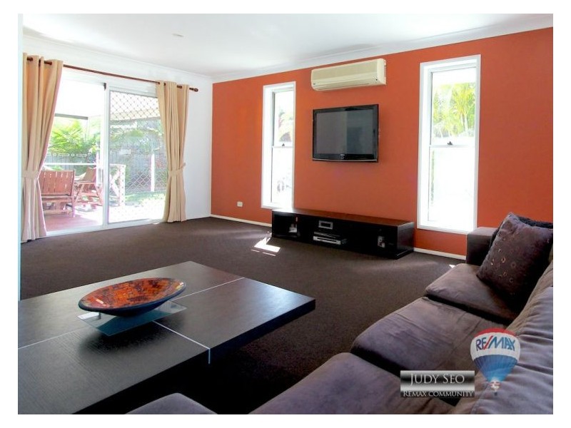 10 Thomas Ct, Calamvale QLD 4116