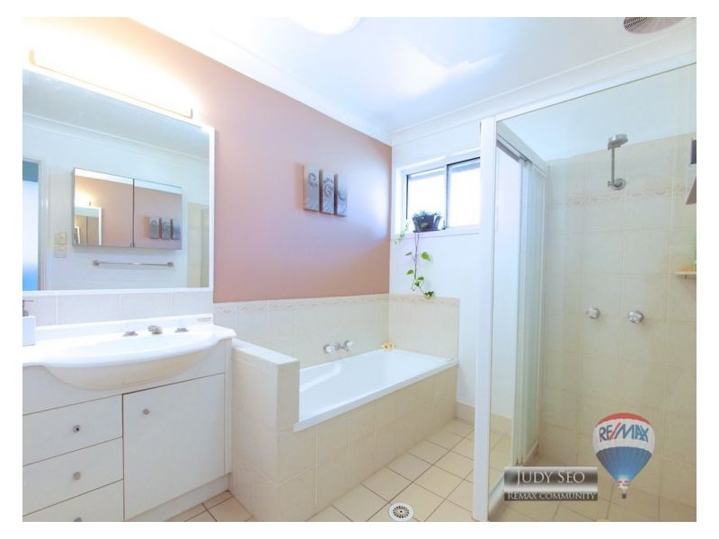 10 Thomas Ct, Calamvale QLD 4116