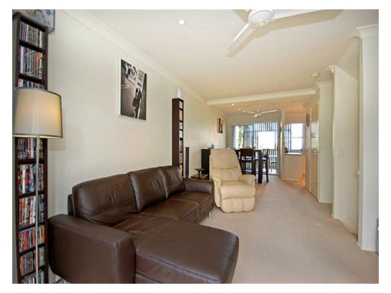 12 Wilkie Street, Yeerongpilly QLD 4105