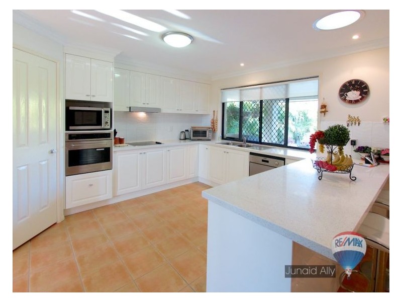 8 Ridgeline Court, Kuraby QLD 4112