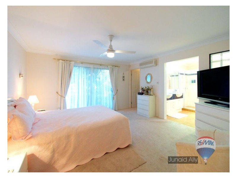 8 Ridgeline Court, Kuraby QLD 4112