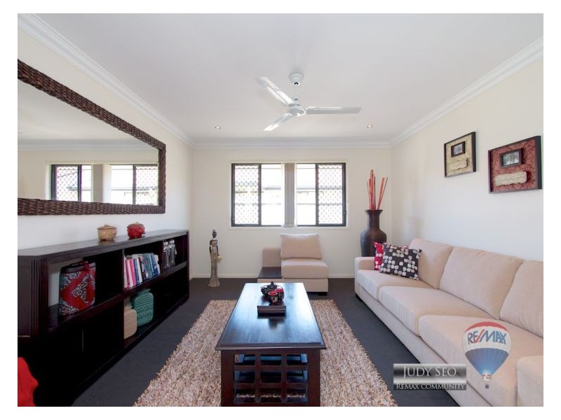15 Lillydale Pl, Calamvale QLD 4116
