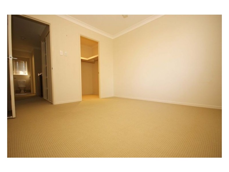 31/11 Pyranees St, Calamvale QLD 4116