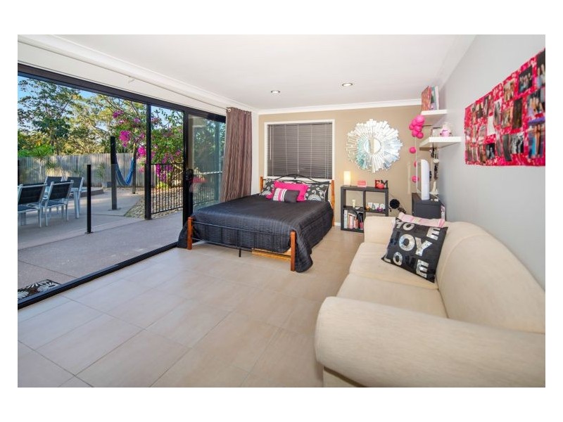 21 Prenzler St, Upper Mount Gravatt QLD 4122