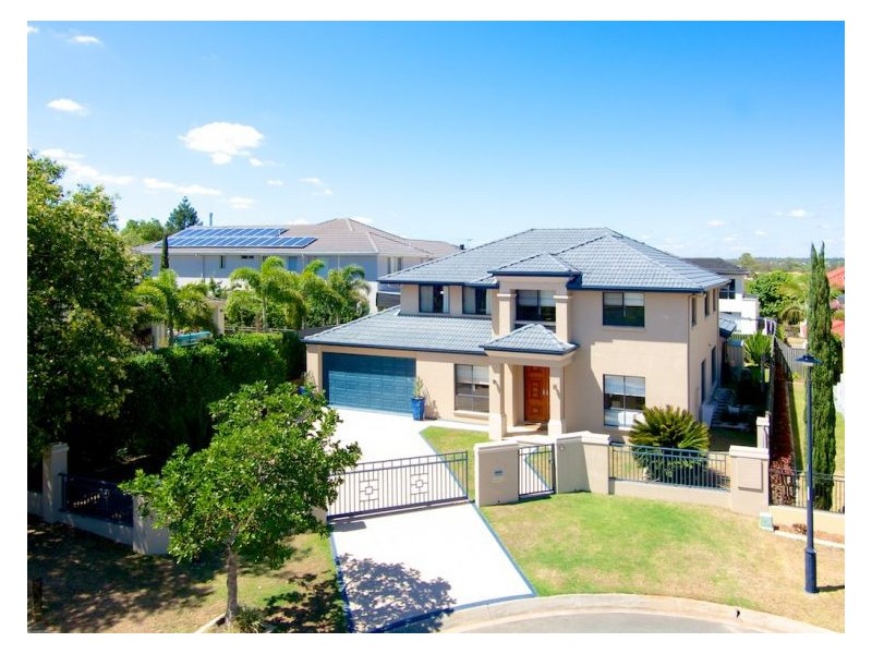 11 Jubilee Cl, Eight Mile Plains QLD 4113