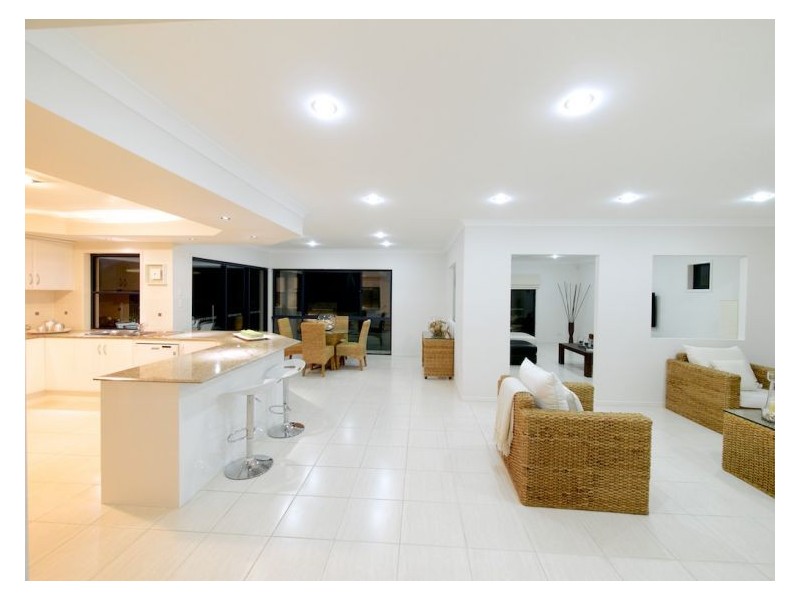 11 Jubilee Cl, Eight Mile Plains QLD 4113