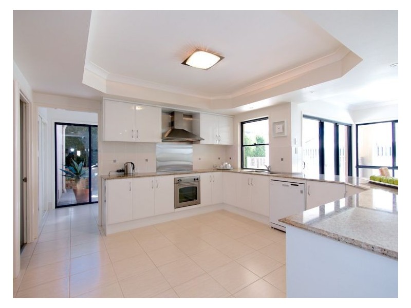 11 Jubilee Cl, Eight Mile Plains QLD 4113