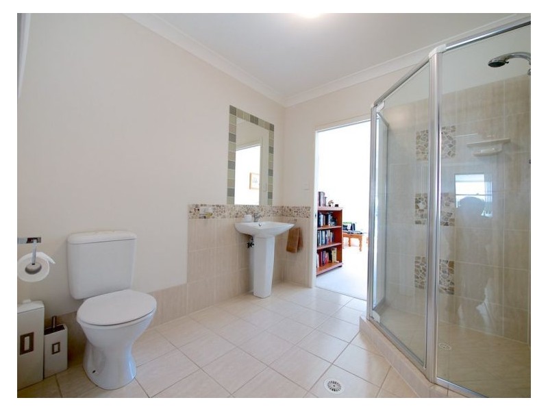 11 Jubilee Cl, Eight Mile Plains QLD 4113