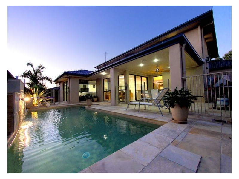 11 Jubilee Cl, Eight Mile Plains QLD 4113