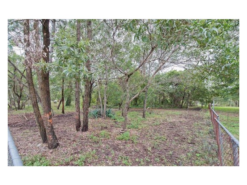 215 Learoyd Road, Acacia Ridge QLD 4110
