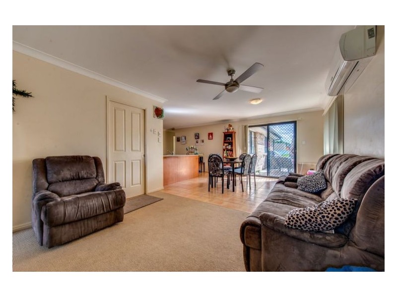 4 Clint Parade, Crestmead QLD 4132