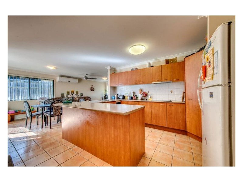 4 Clint Parade, Crestmead QLD 4132