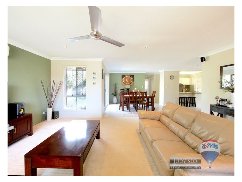 3 Moneghetti Place, Calamvale QLD 4116