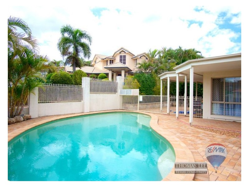 16 Golden Rain Pl, Stretton QLD 4116