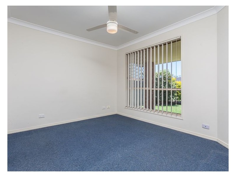 1/3 Adonis Court, Rothwell QLD 4022