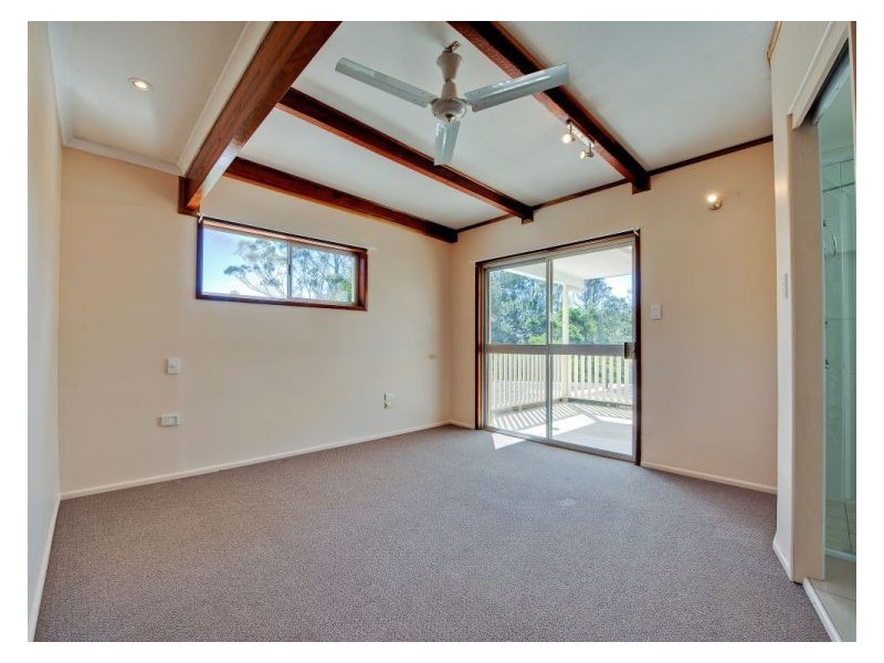 21 Lilac Street, Daisy Hill QLD 4127