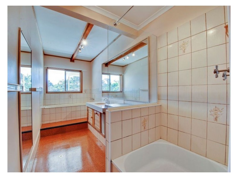 21 Lilac Street, Daisy Hill QLD 4127