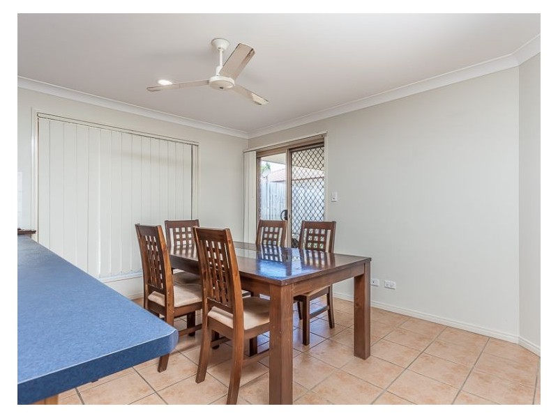 Unit 2/3 Adonis Court, Rothwell QLD 4022