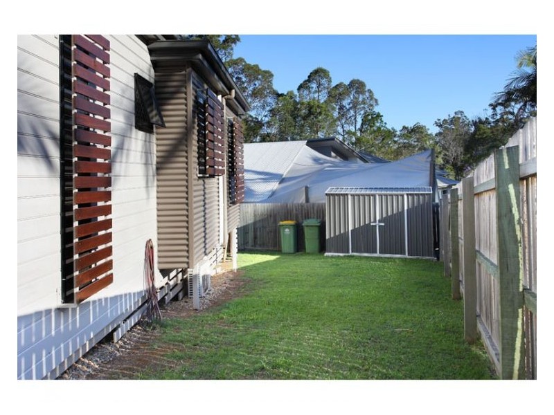 19b Osanna St, Daisy Hill QLD 4127