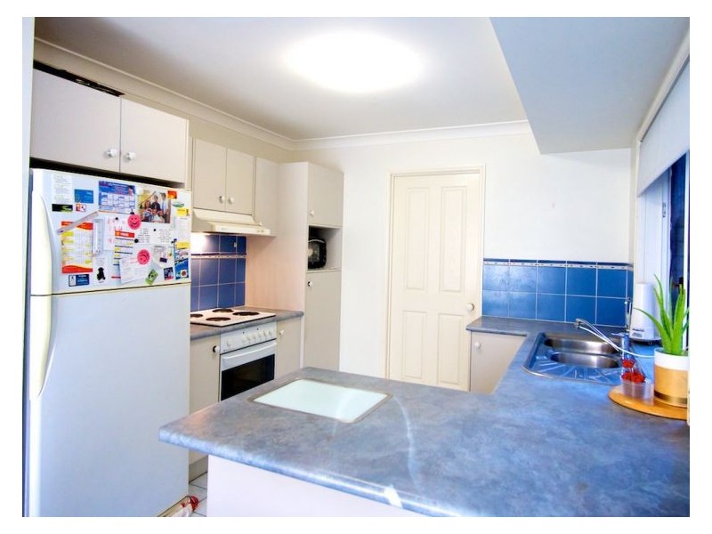 100 Bordeaux St, Eight Mile Plains QLD 4113