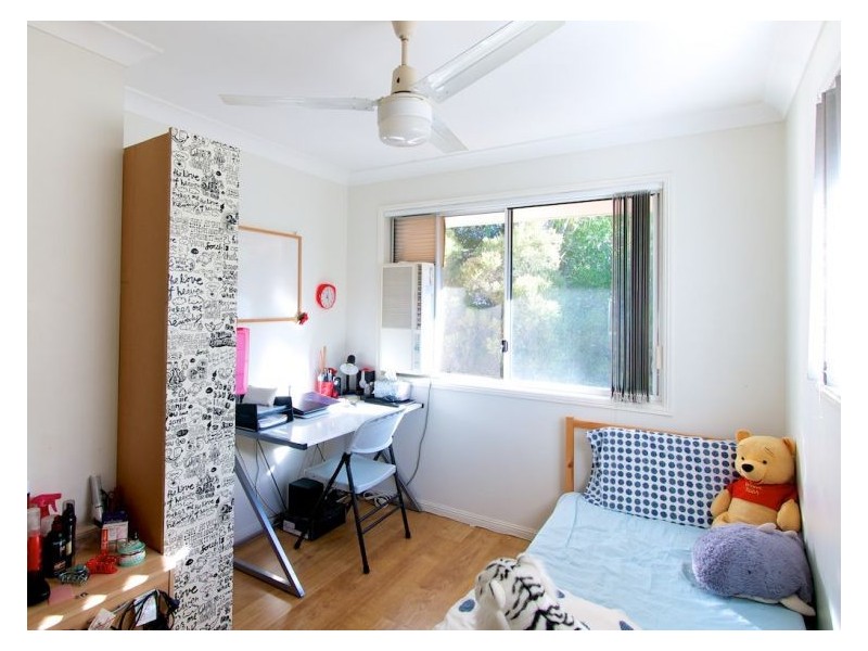 100 Bordeaux St, Eight Mile Plains QLD 4113