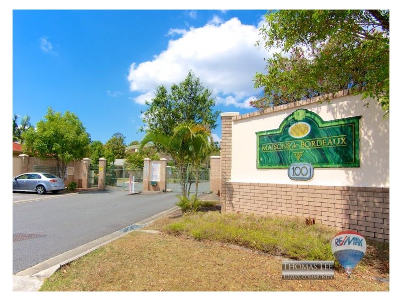 100 Bordeaux St, Eight Mile Plains QLD 4113