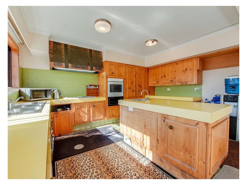 91 Winnetts Road, Daisy Hill QLD 4127