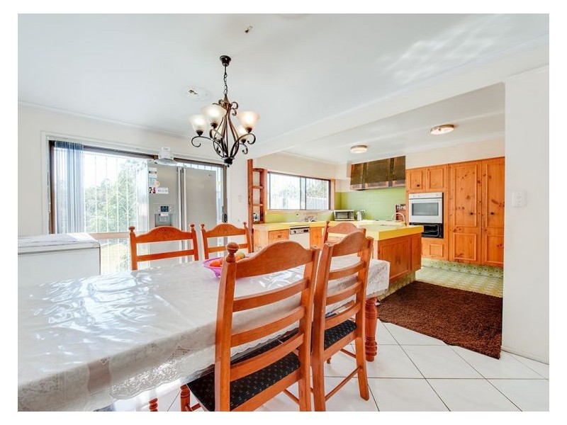 91 Winnetts Road, Daisy Hill QLD 4127