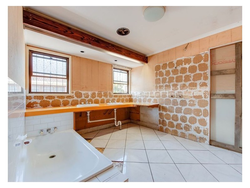 91 Winnetts Road, Daisy Hill QLD 4127