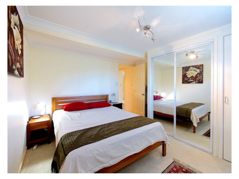 10 Parkway St, Macgregor QLD 4109