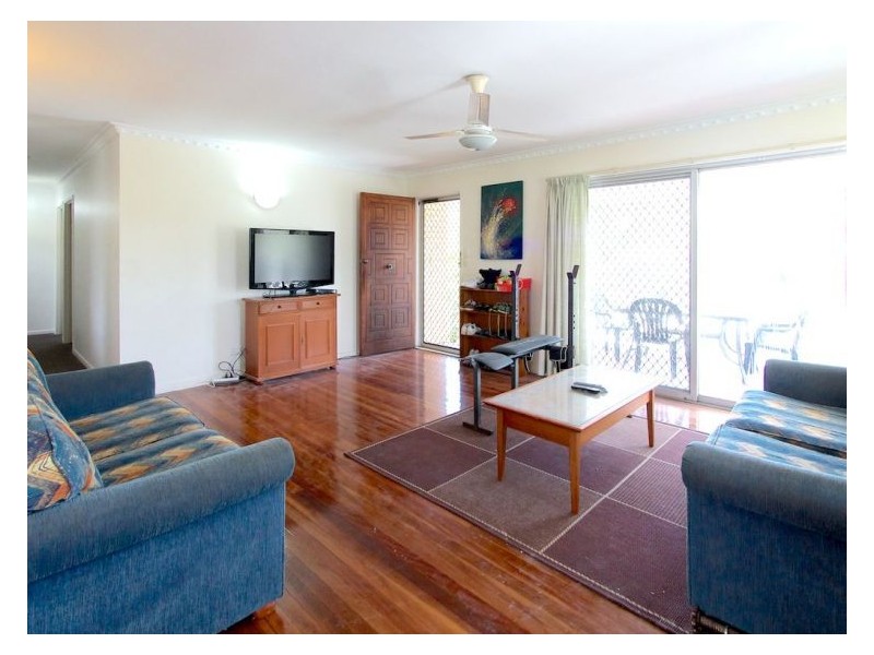 10 Parkway St, Macgregor QLD 4109