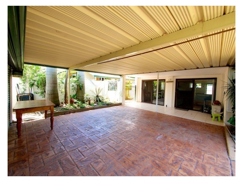 10 Parkway St, Macgregor QLD 4109