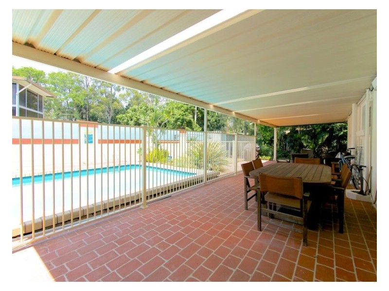 10 Parkway St, Macgregor QLD 4109