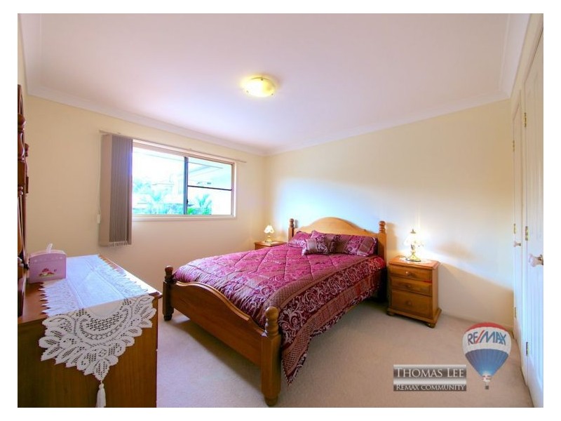 16 Golden Rain Place, Stretton QLD 4116
